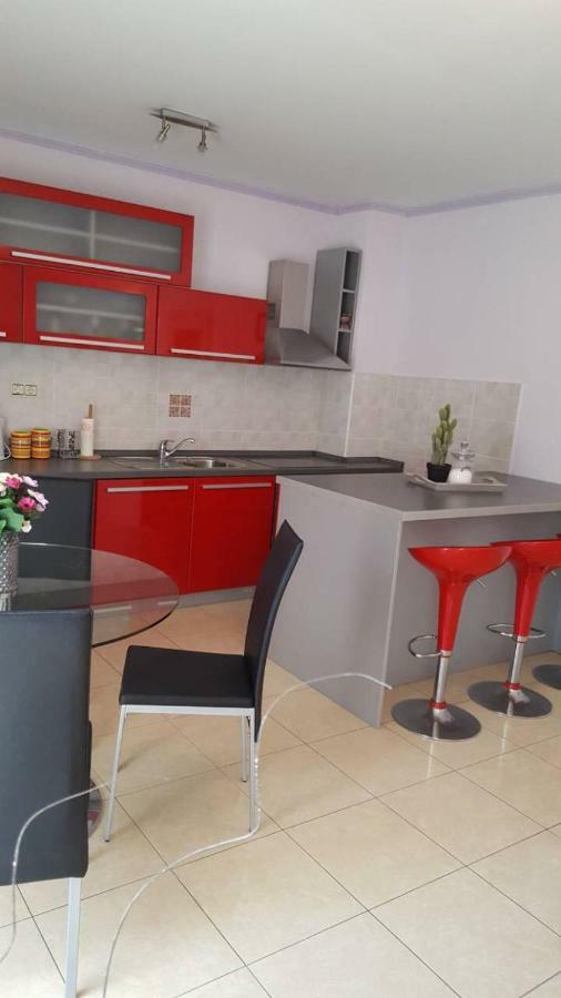 Ferienwohnung Apartman Luly Kaštela Exterior foto